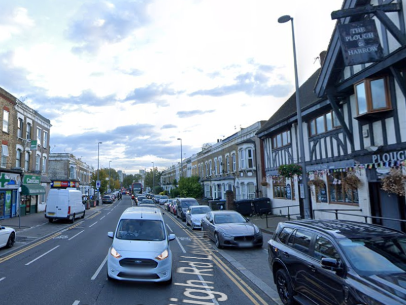 Man stabbed near Leytonstone pub